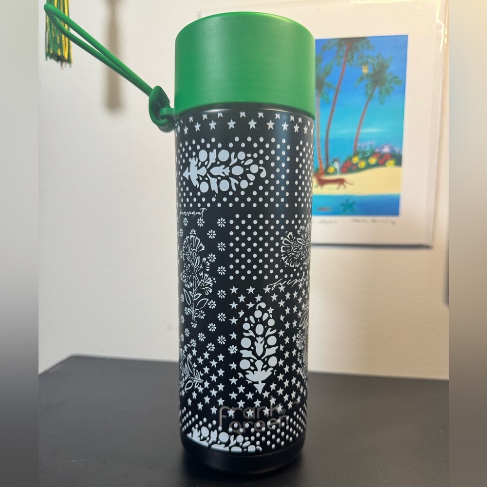 Free People x Frank Green water bottle flask 20 oz - Picture 8 of 8